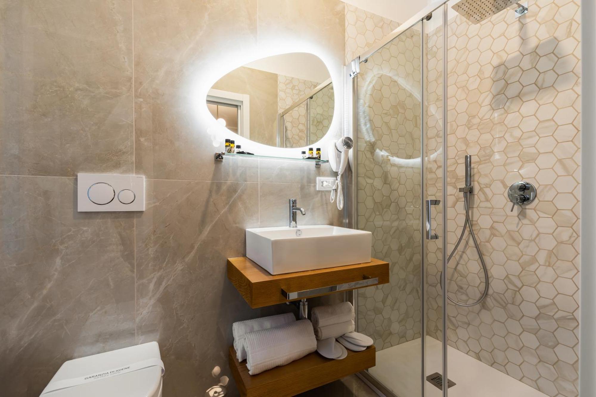 Отель Albadea Deco&Jacuzzi Рим Экстерьер фото