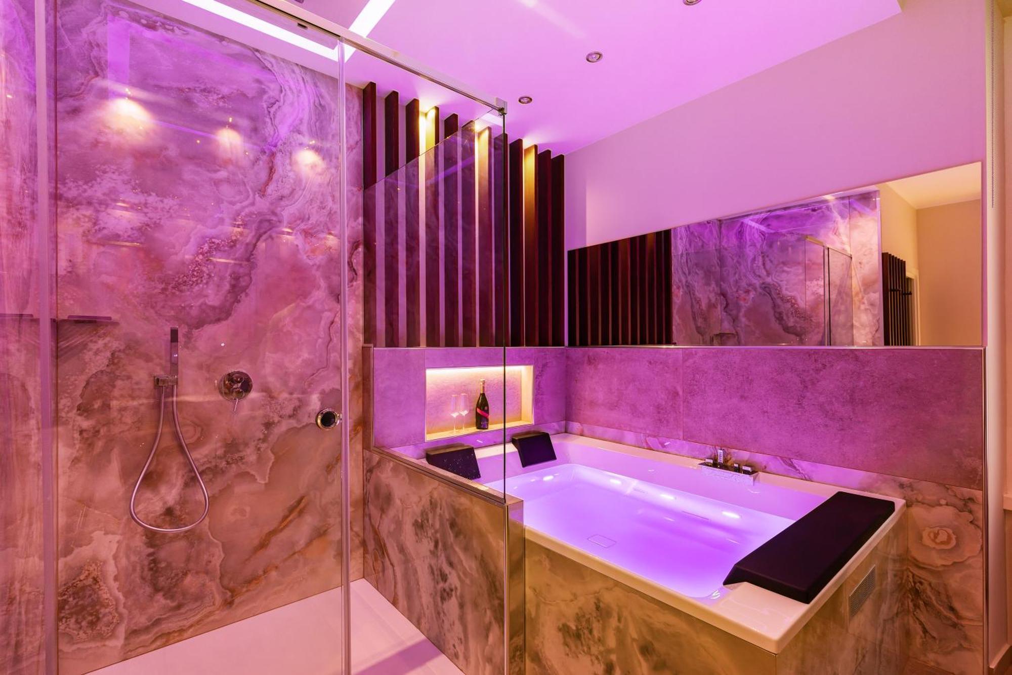 Отель Albadea Deco&Jacuzzi Рим Экстерьер фото