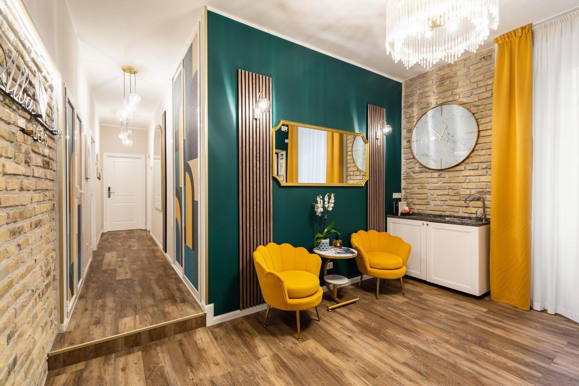 Отель Albadea Deco&Jacuzzi Рим Экстерьер фото